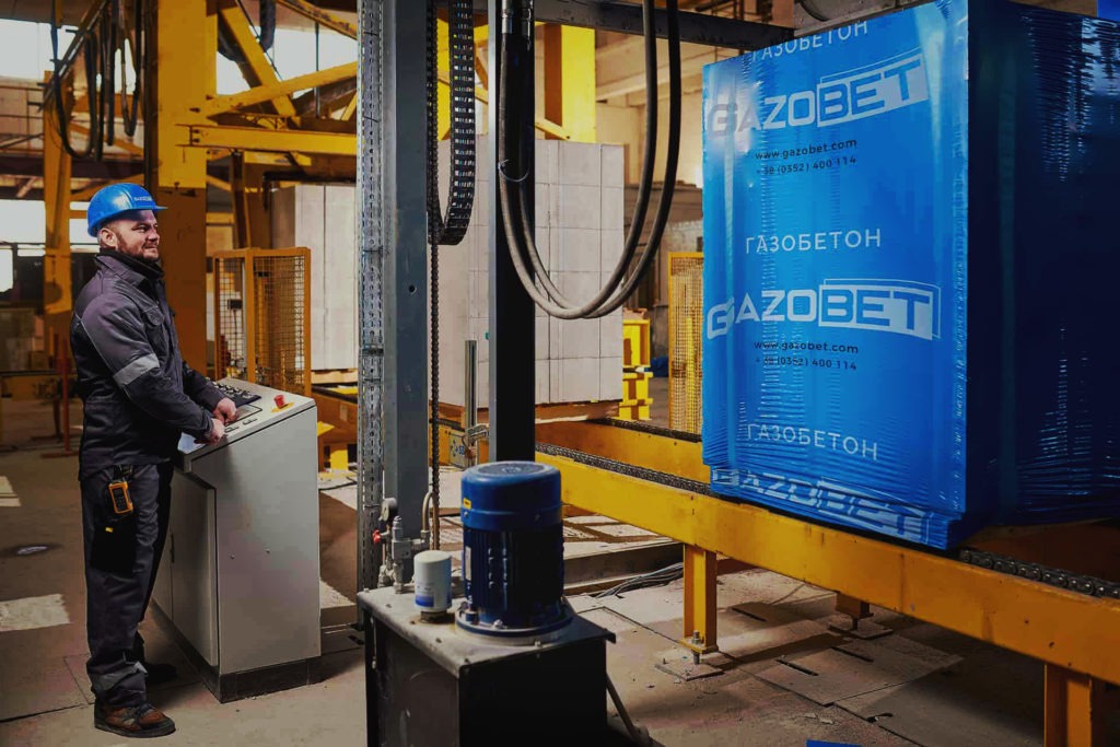 Газобетон GazoBET: стінові блоки і перегородки