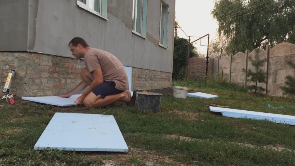 Утеплення залізобетонних перекриттів, підлог по ґрунту, цоколів і фундаментів